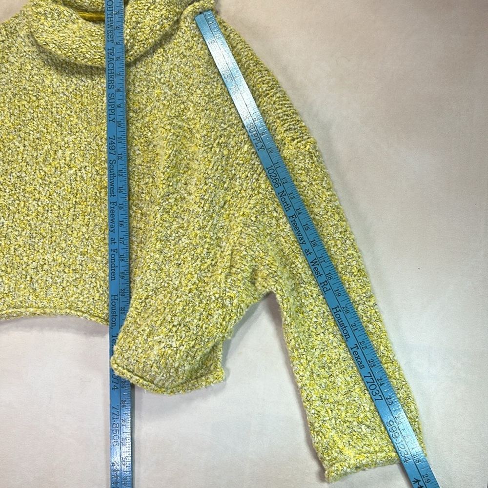 Free People oversized sweater - Picture 9 of 9